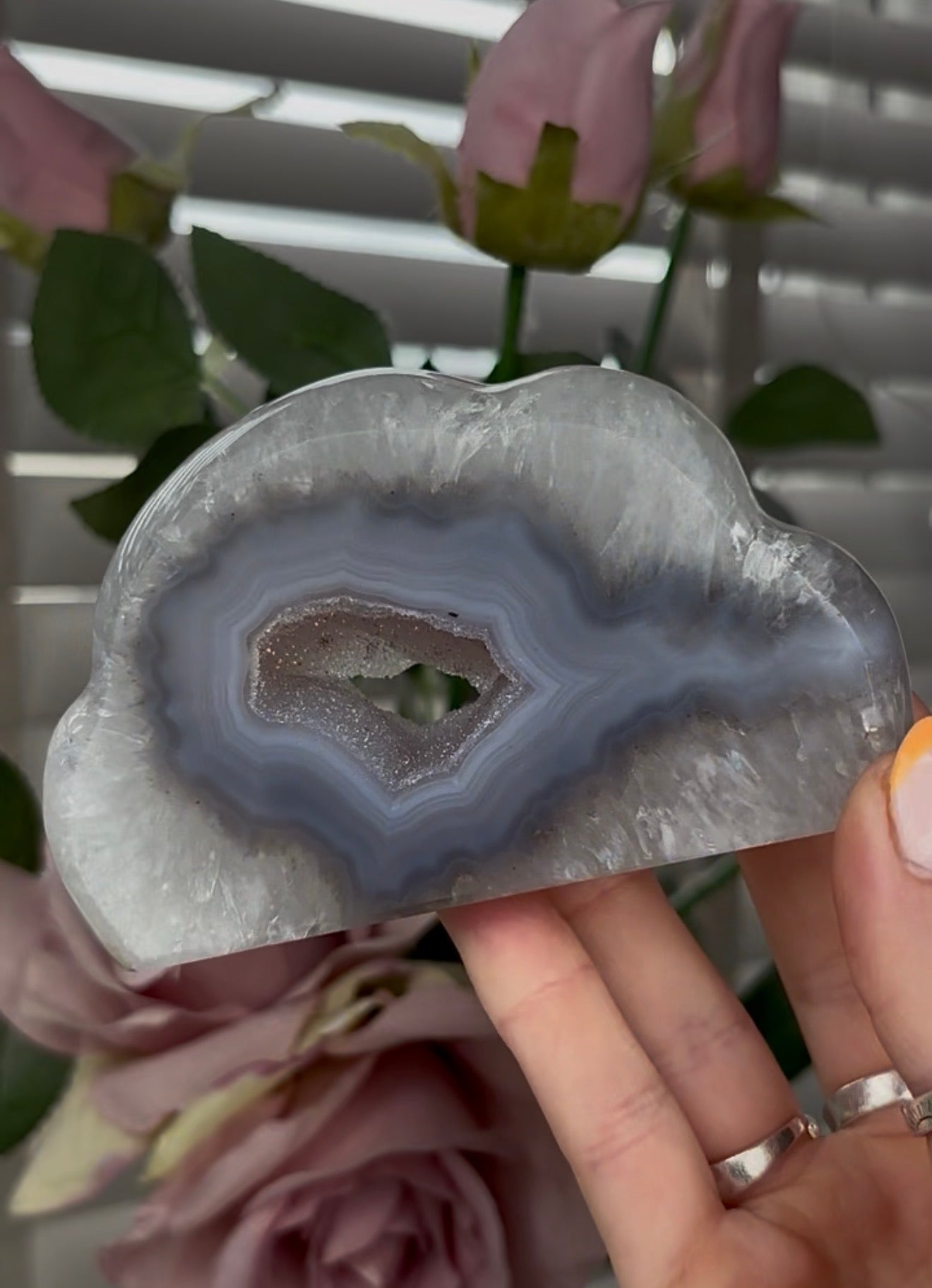 Beautiful, agate cloud with druzy