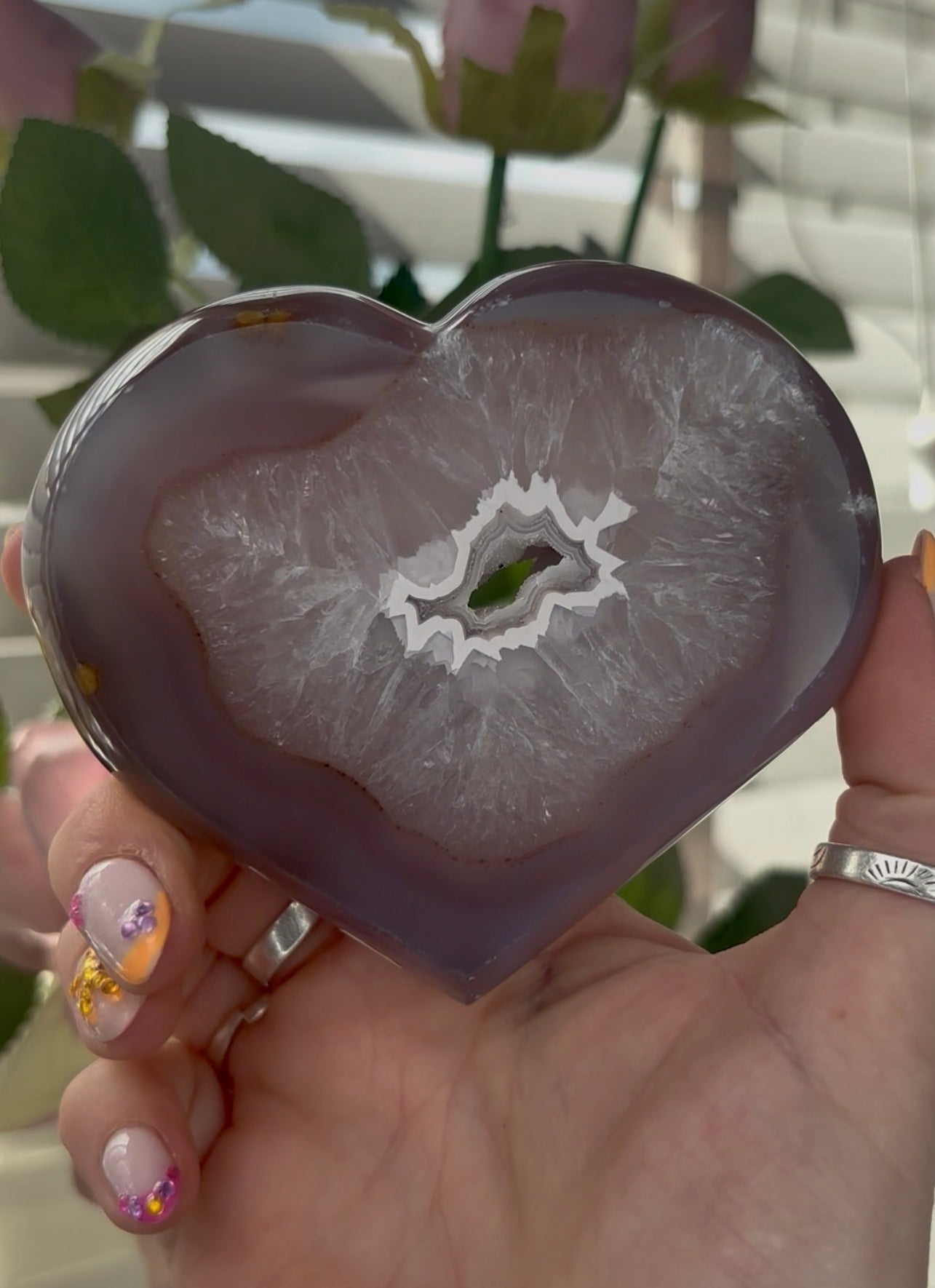 Beautiful, high quality, agate heart with druzy - stand included
