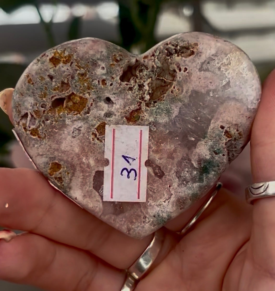 pink amethyst heart - comes with stand 7cm