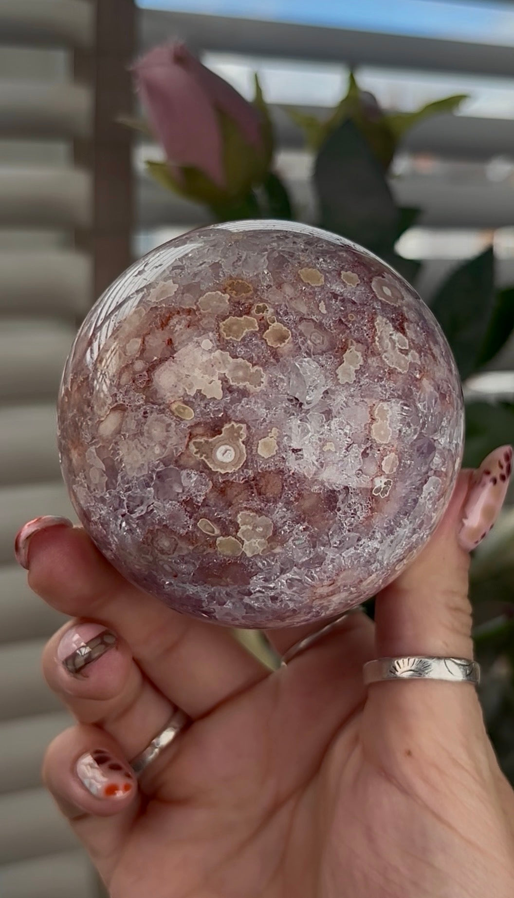 High grade, amethyst Flower agate sphere with high clarity quartz