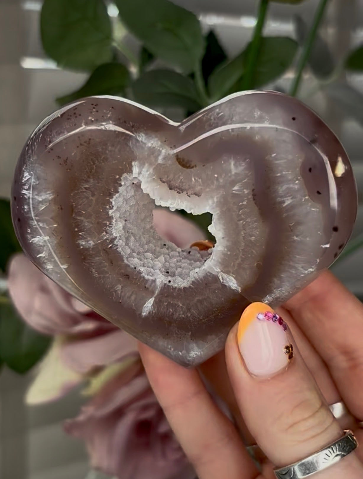 Beautiful, high grade, agate heart with druzy portal - comes with stand