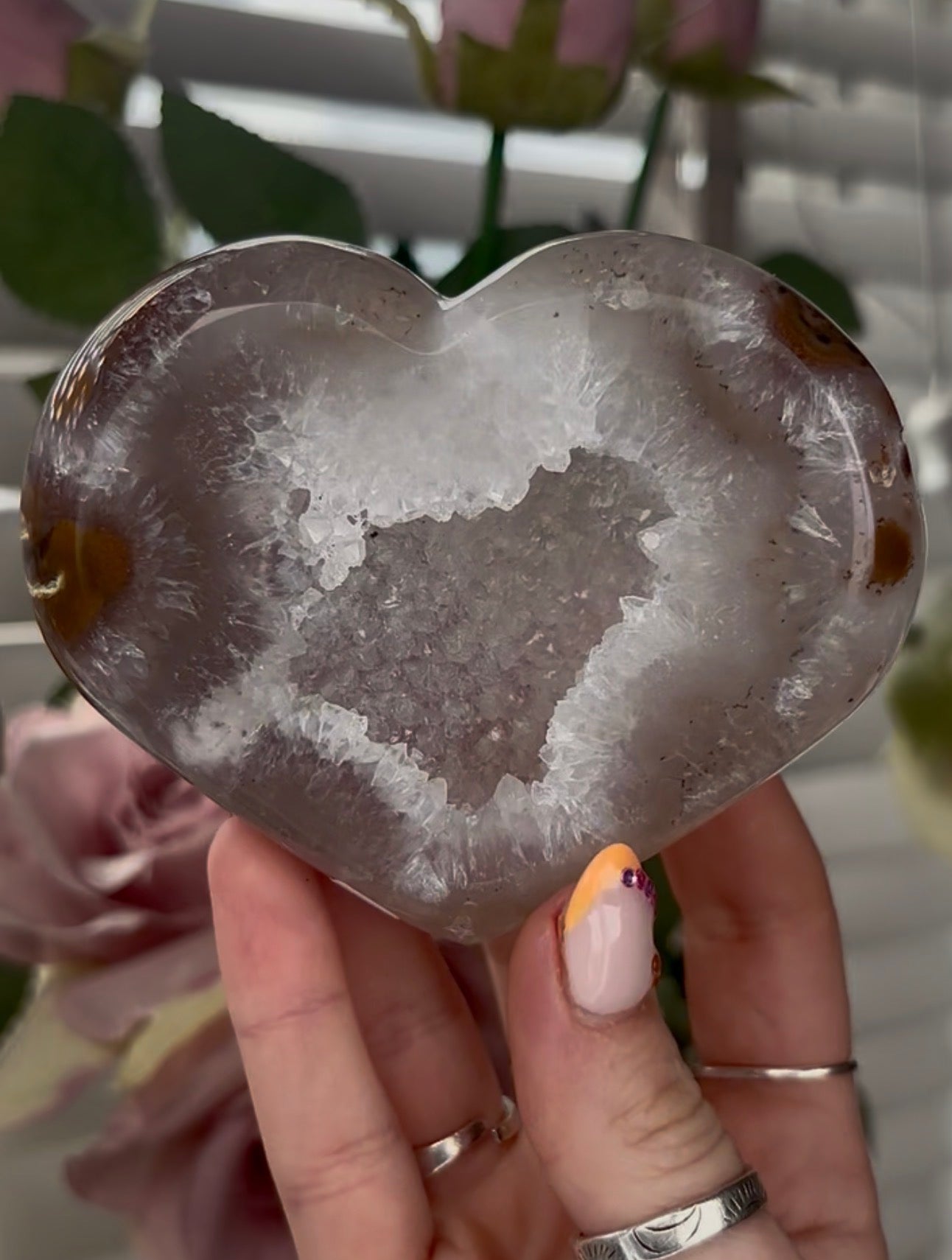 Beautiful, high quality, agate heart   with druzy - stand included