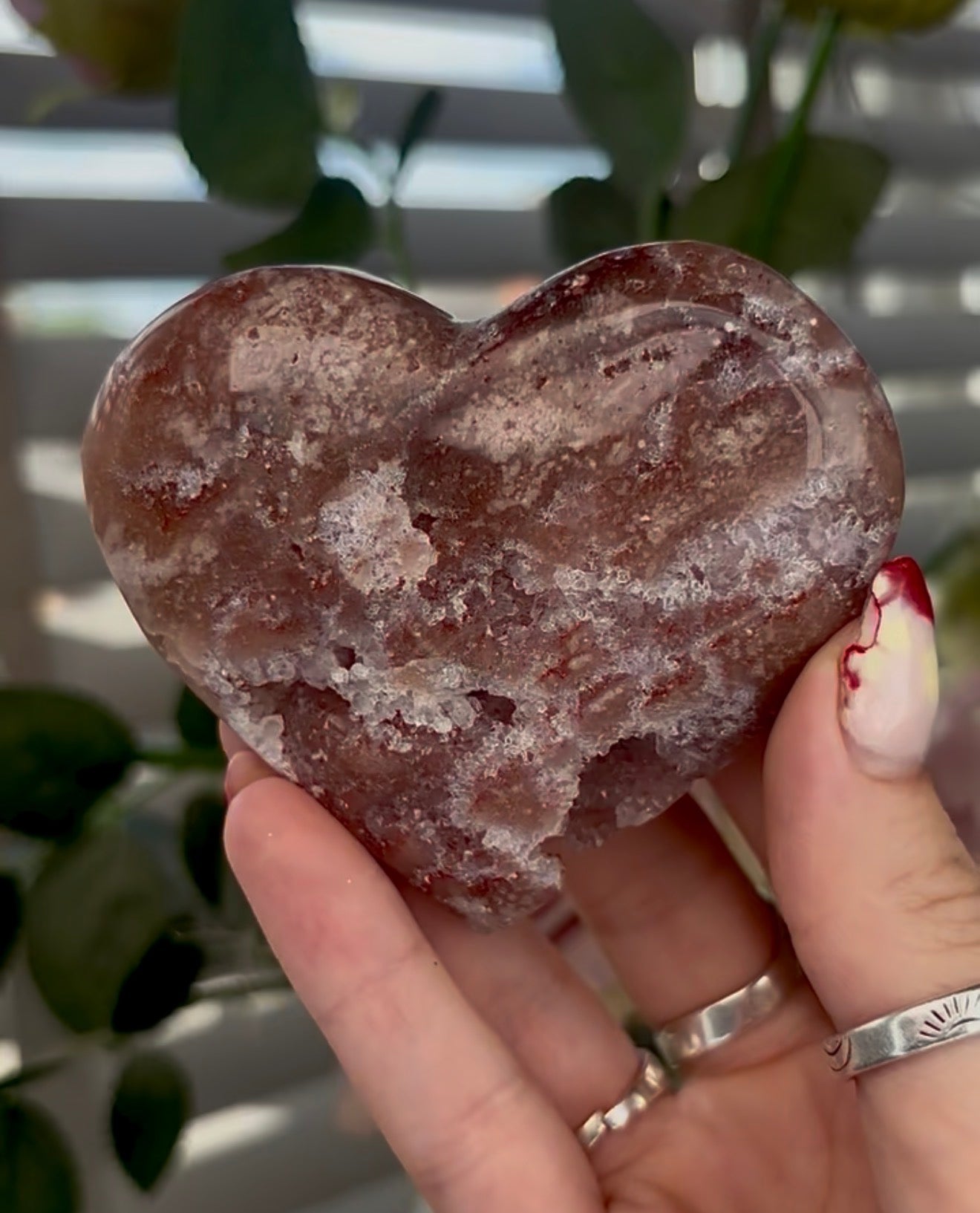 pink amethyst heart - comes with stand (8cm)