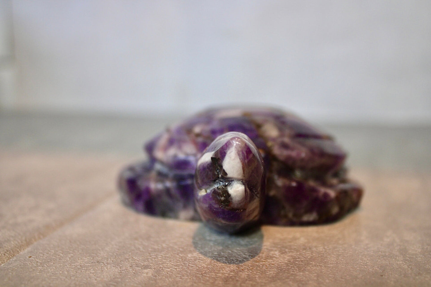 Large, Dream amethyst sea turtle carving 13CM (L) 10CM (L)