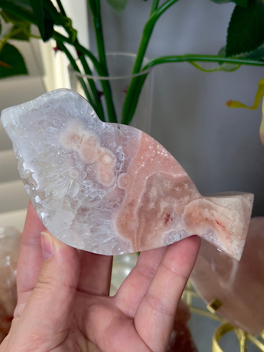 High grade pink amethyst, bird carving with high clarity quartz