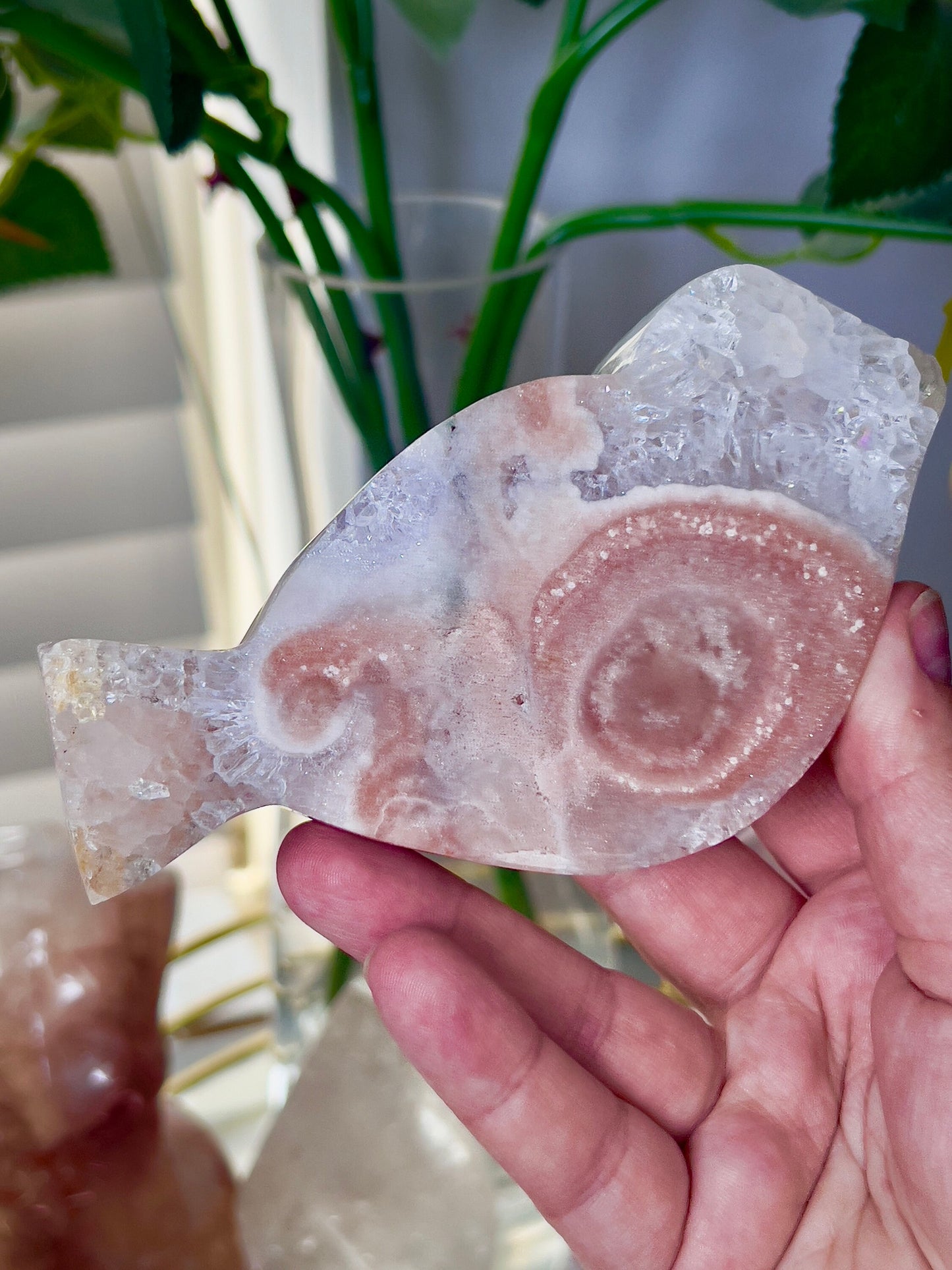 High grade pink amethyst, bird carving with high clarity quartz