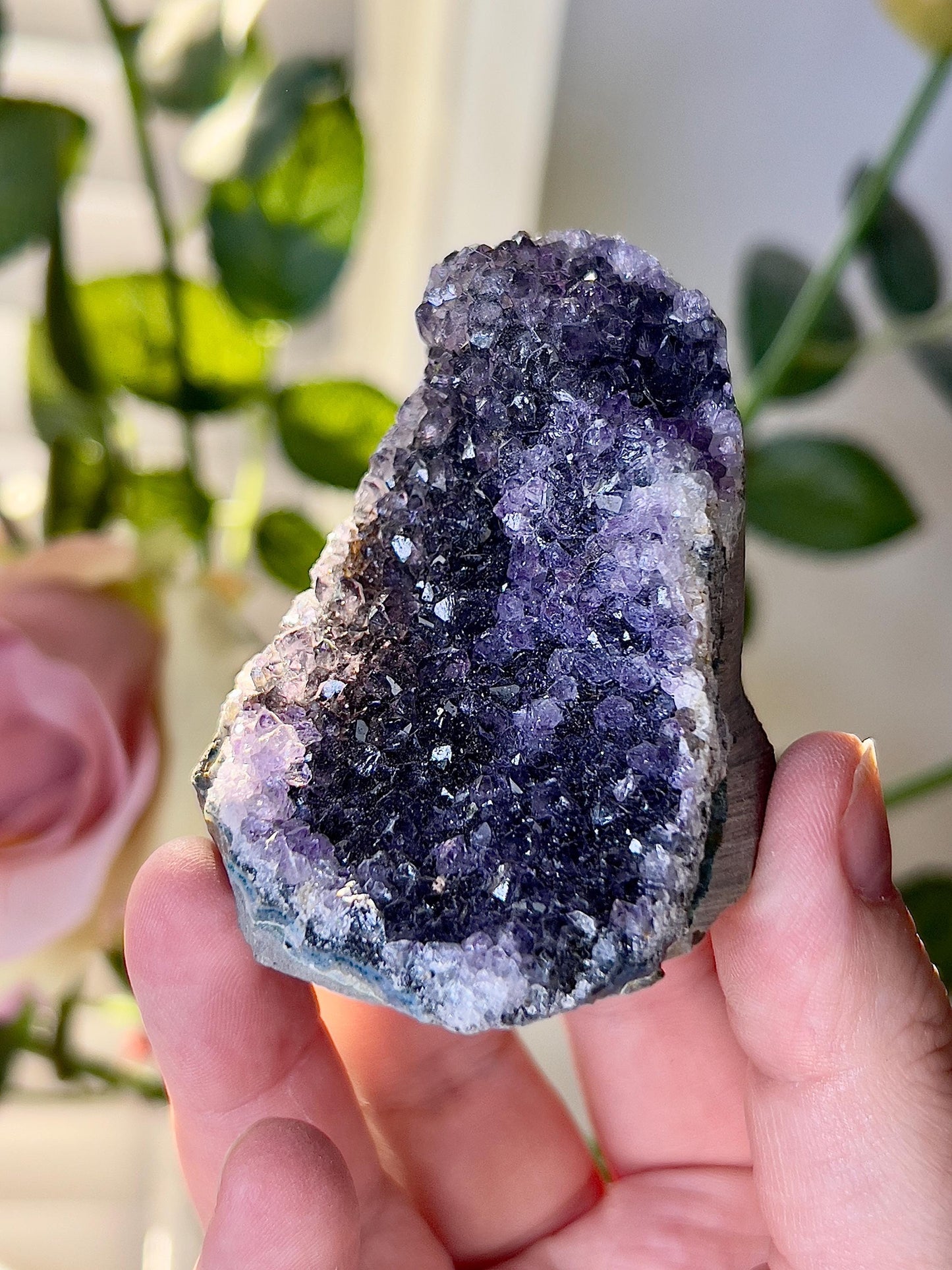 amethyst cutbase freeform 125g 5cm(h) 6cm(w)