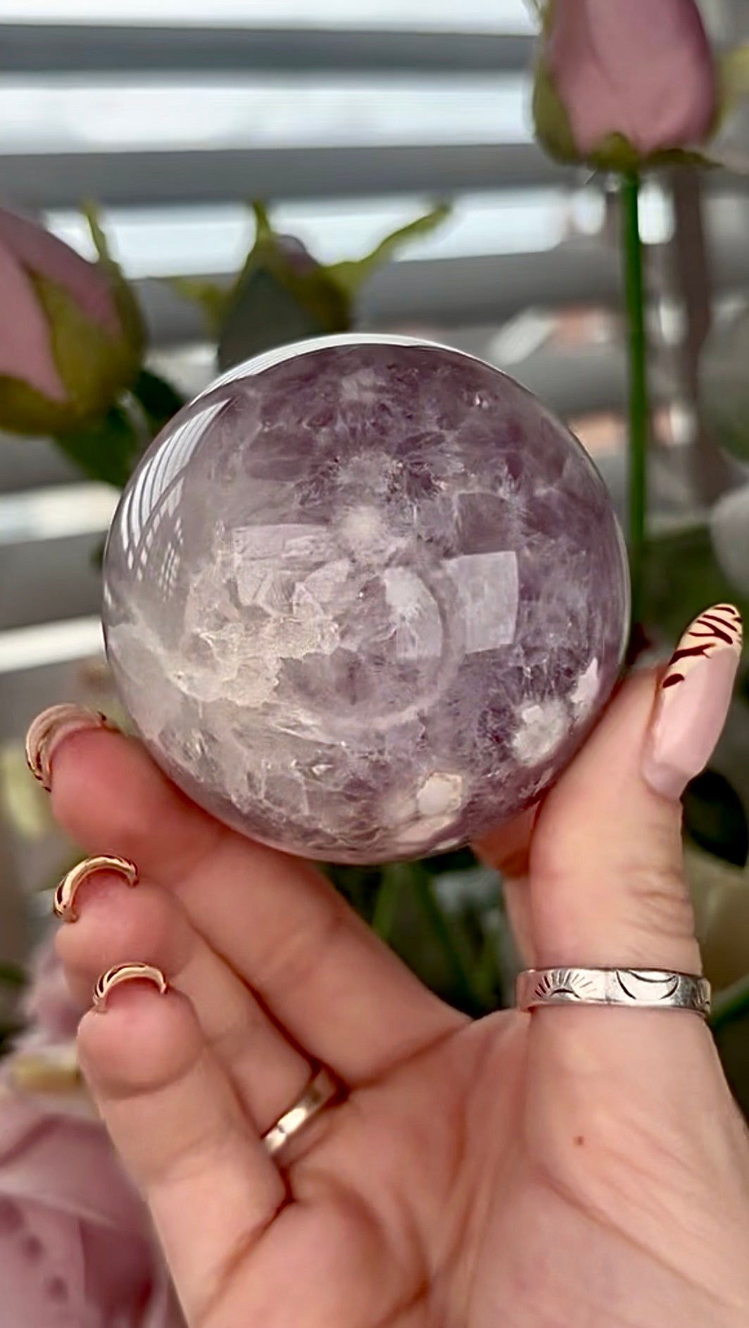 High grade, amethyst Flower agate sphere with high clarity quartz