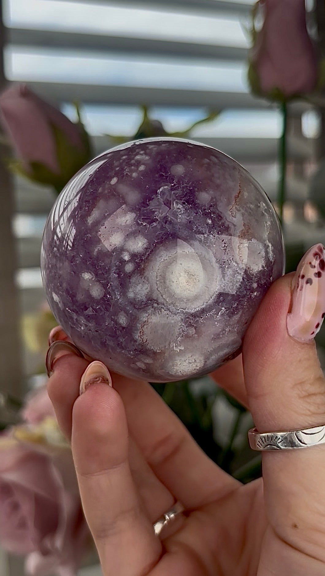 High grade, amethyst Flower agate sphere