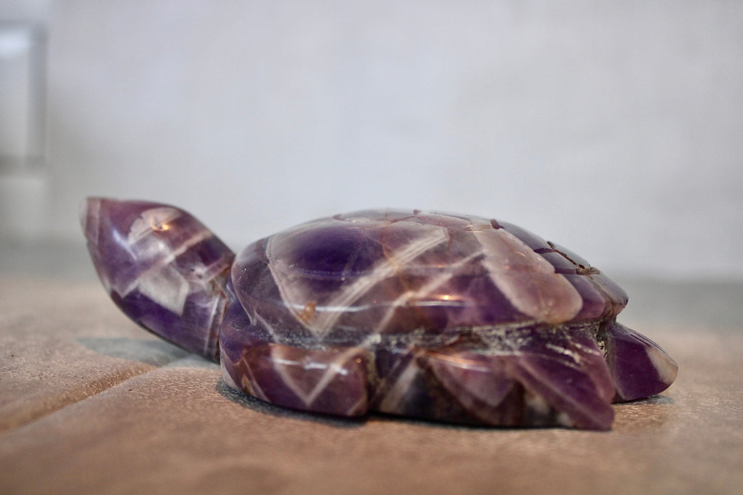 Large dream amethyst sea turtle carving 13cm(L) 9cm(w)