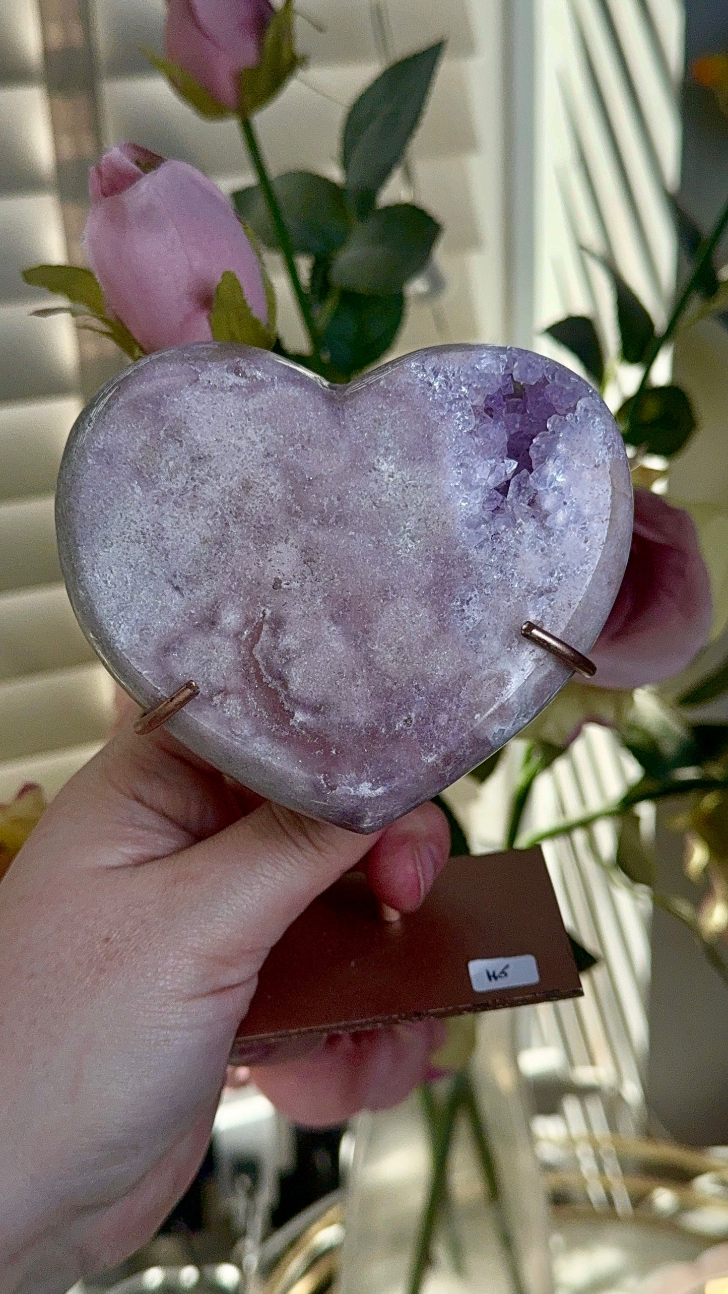 Hq pink amethyst heart - comes with stand