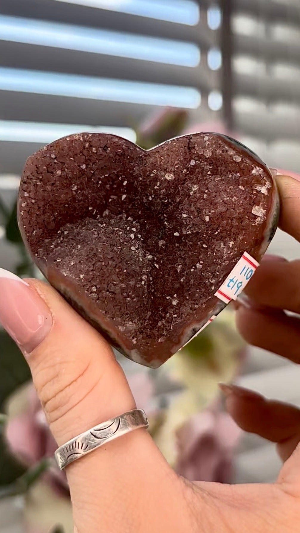 Uruguay amethyst heart - comes with stand
