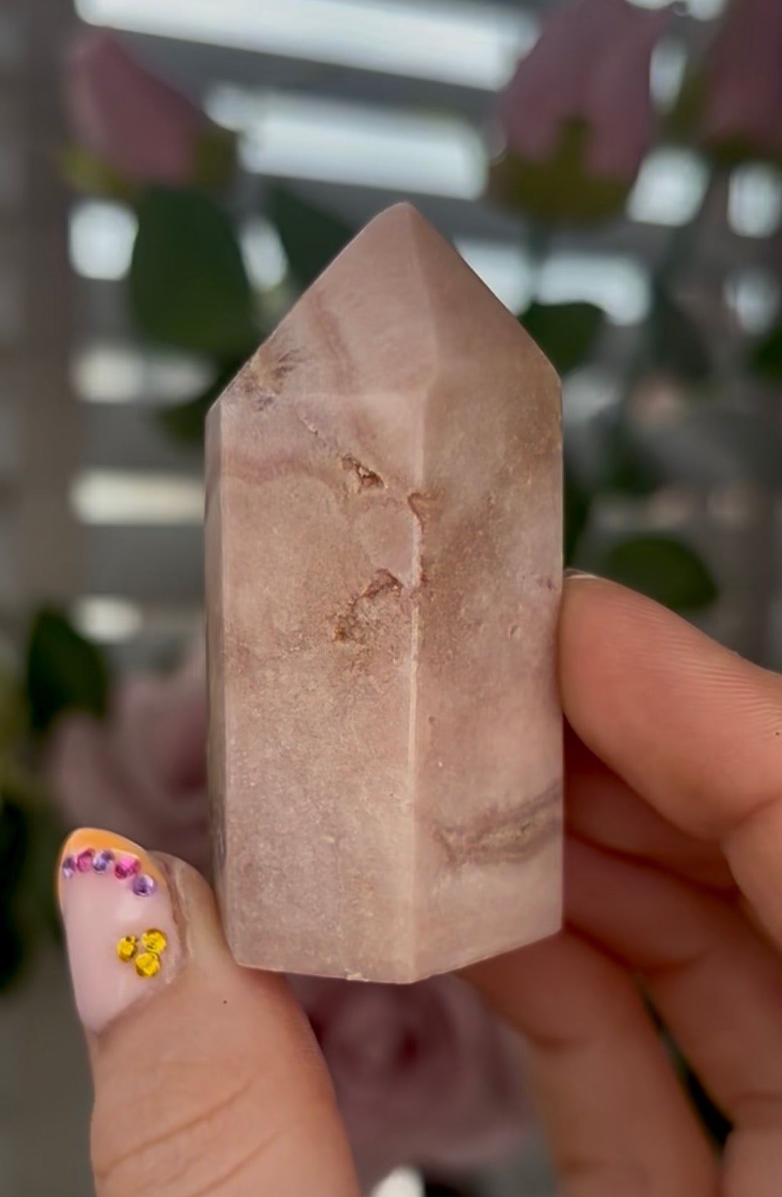 Beautiful, mini Pink amethyst tower