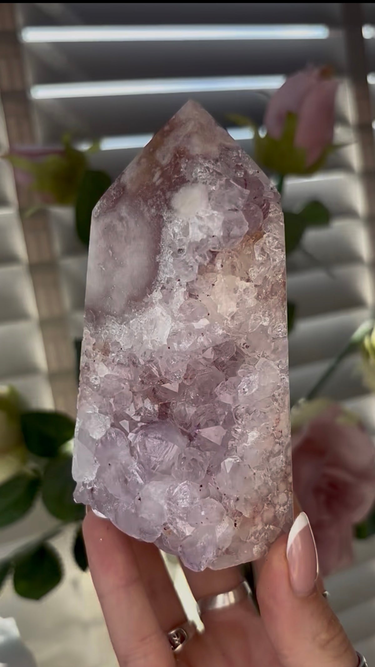 Beautiful, chunky Pink amethyst tower with lilac quartz 11.5cm(h) by 6.5cm(w)