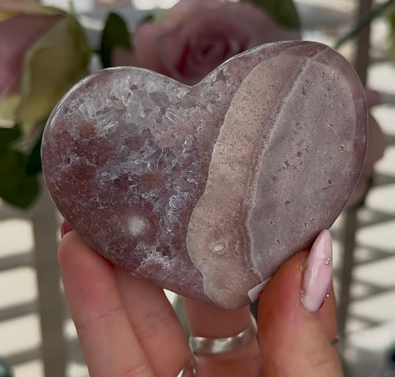 Hq pink amethyst heart - comes with stand