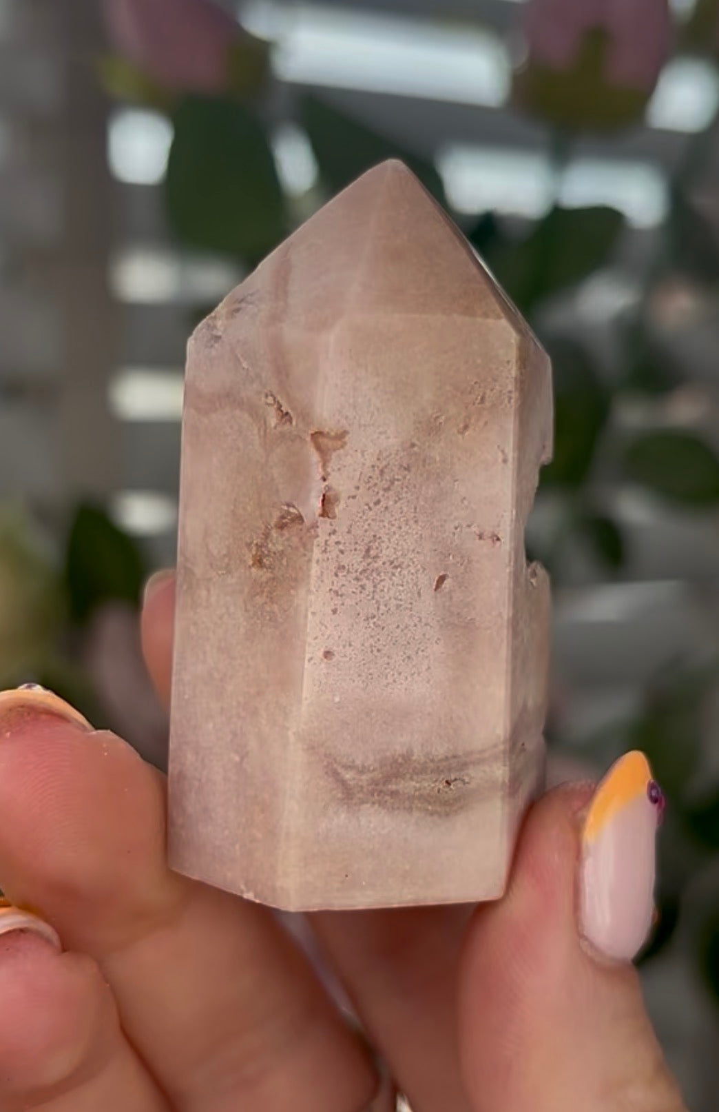 Beautiful, mini Pink amethyst tower