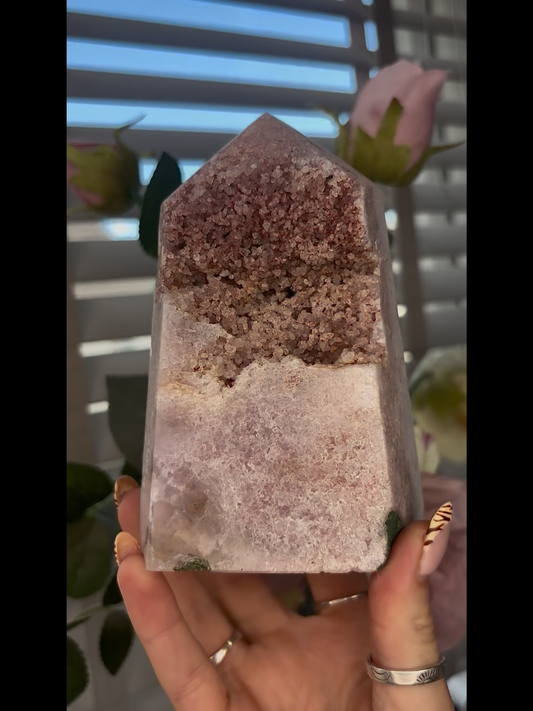 Beautiful, chunky Pink amethyst tower with jasper 13cm(h) by 9cm(w) 1.010kg