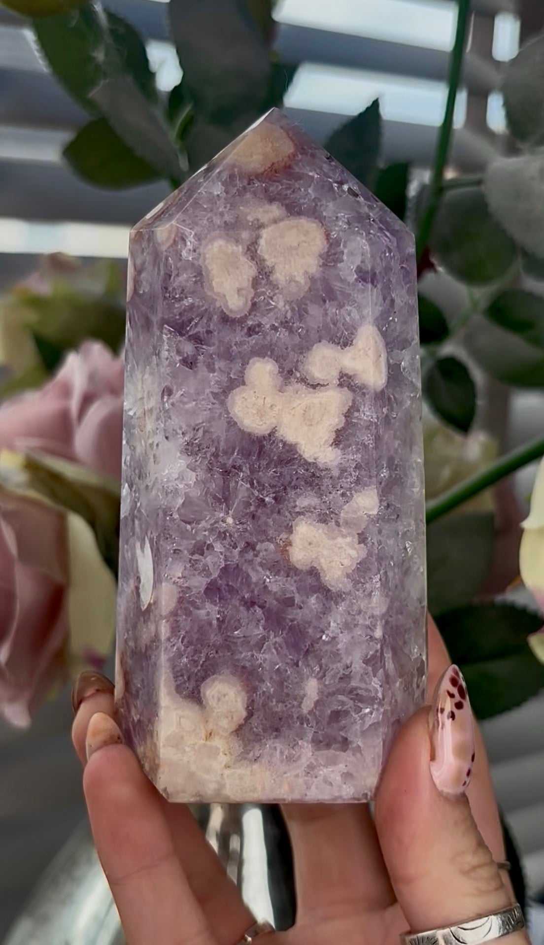 High grade, Amethyst Flower agate tower 13cm by 6cm