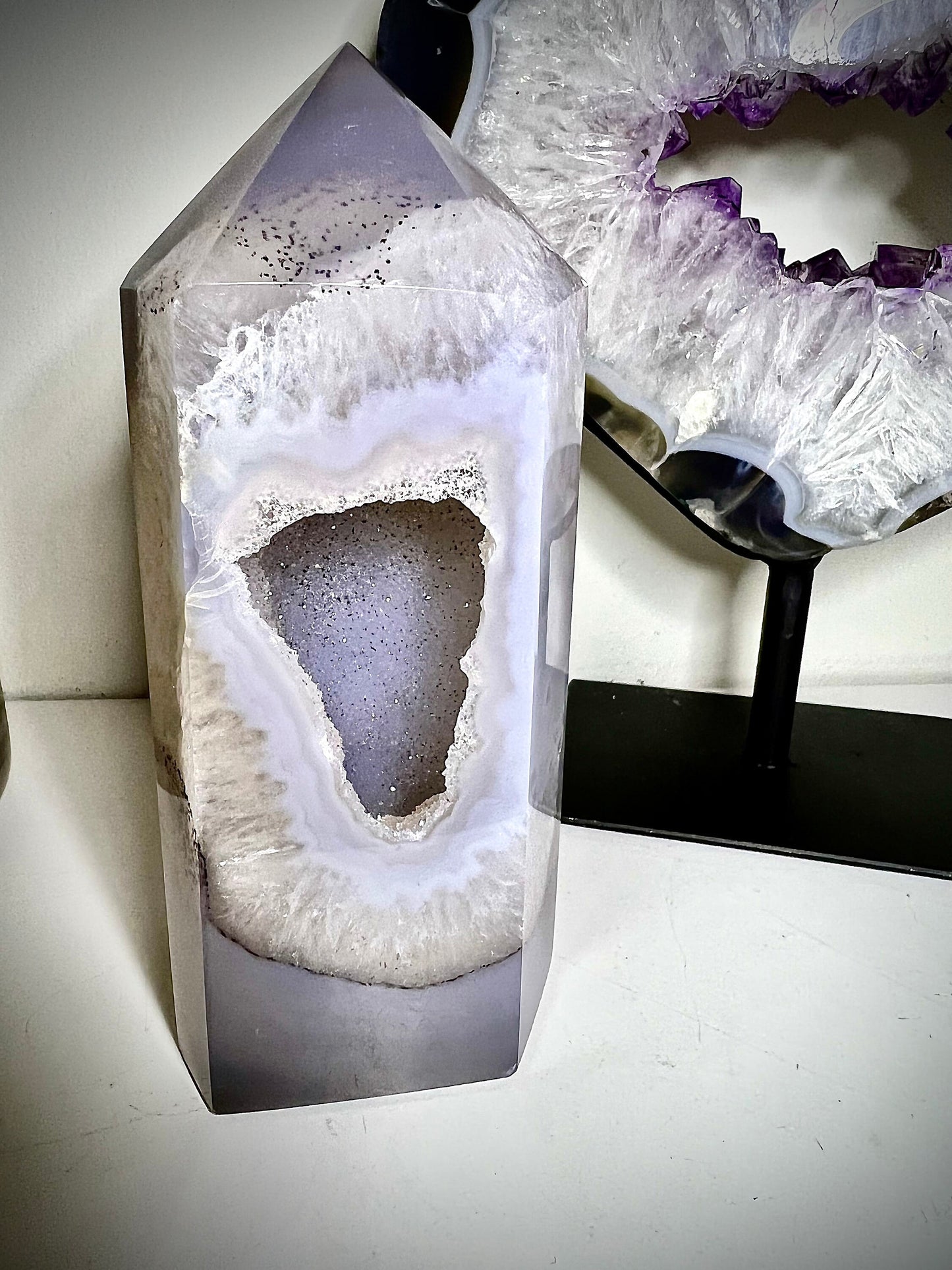 Super quality Brazilian agate tower 683g