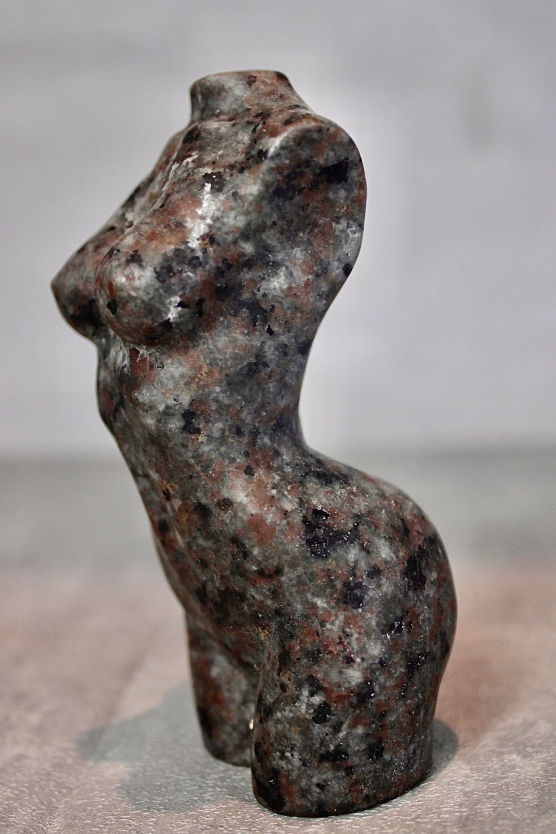 Large, flame stone, female, goddess, carving 1.295 kg 17cm (H) 8cm (w)