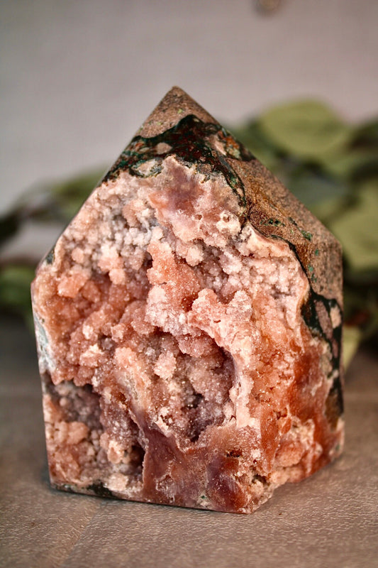 High grade Pink amethyst tower with peach toned sugar druzy - 500g 10cm high