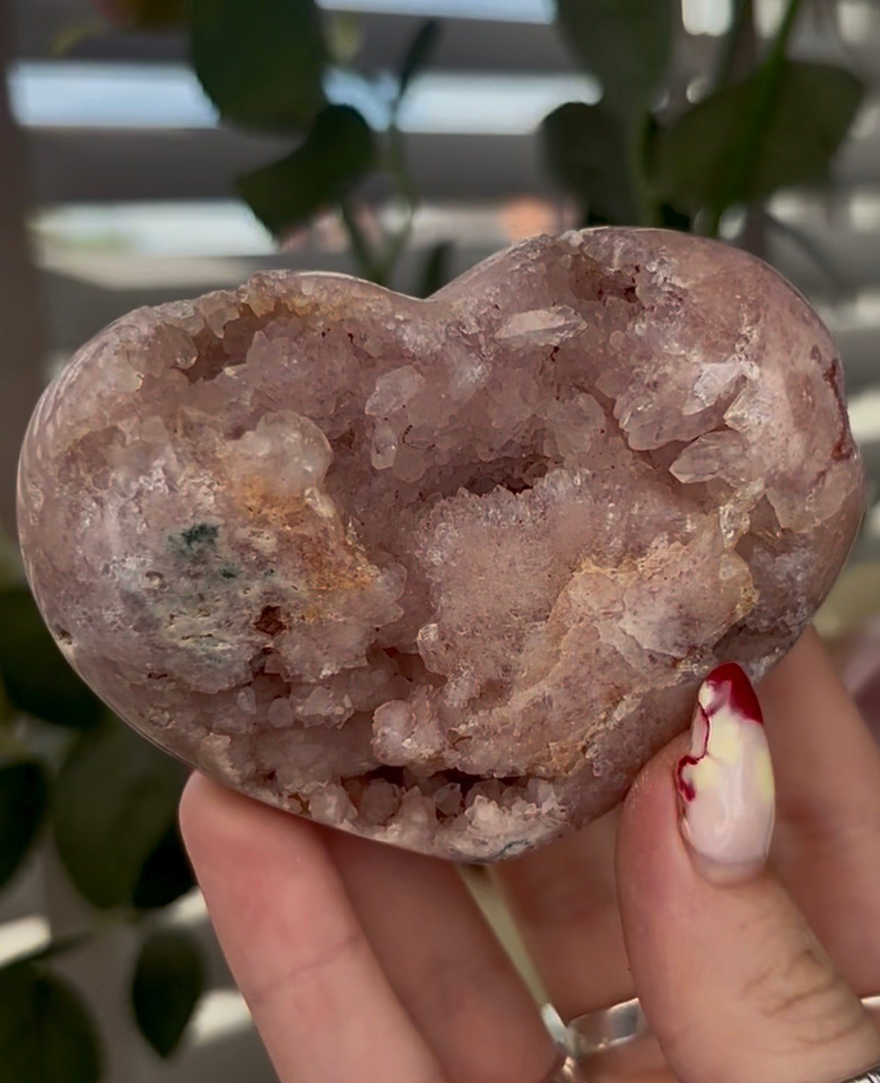 pink amethyst heart - comes with stand 8.5cm