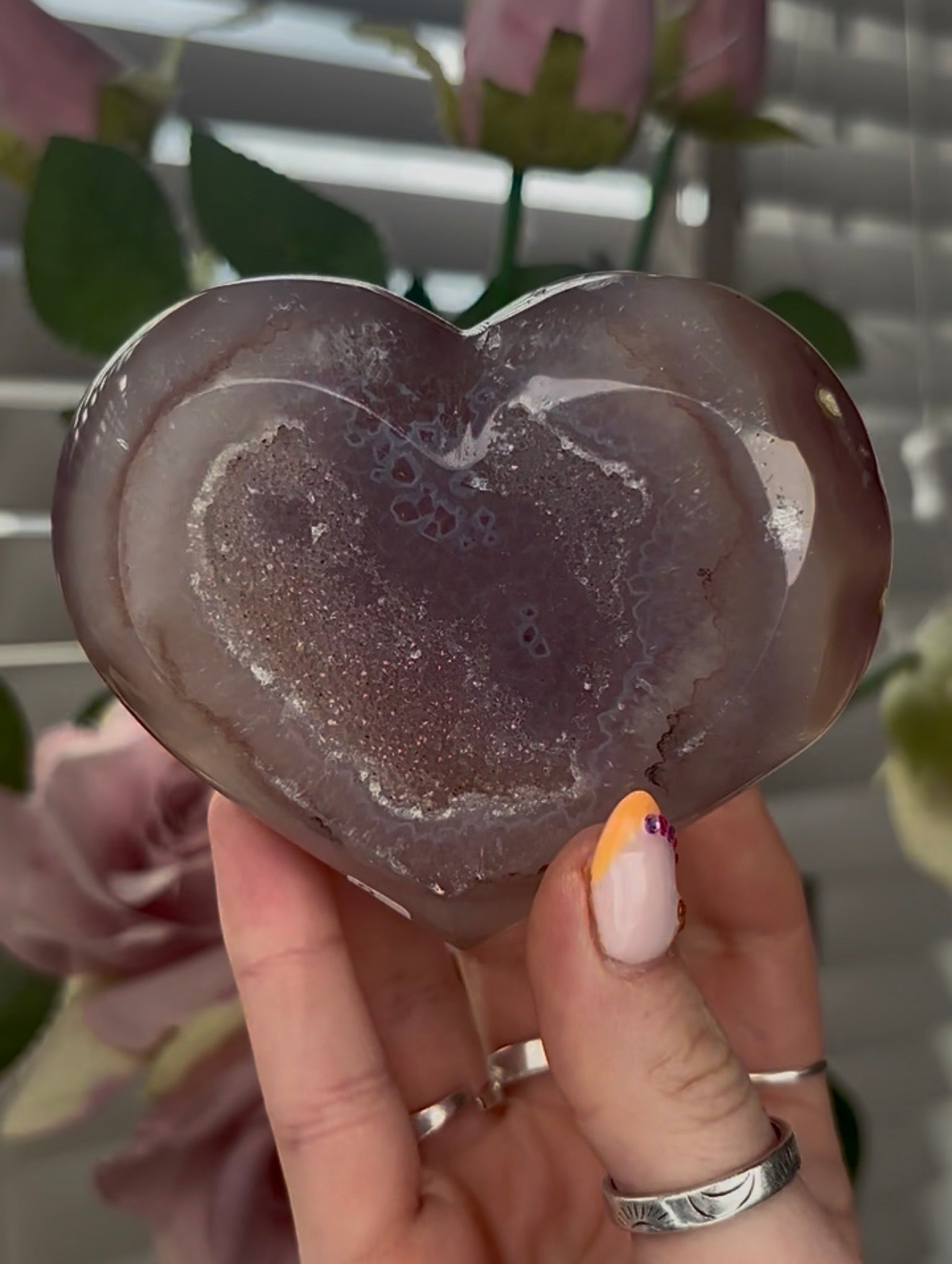 Beautiful, high quality, agate heart with druzy - stand included