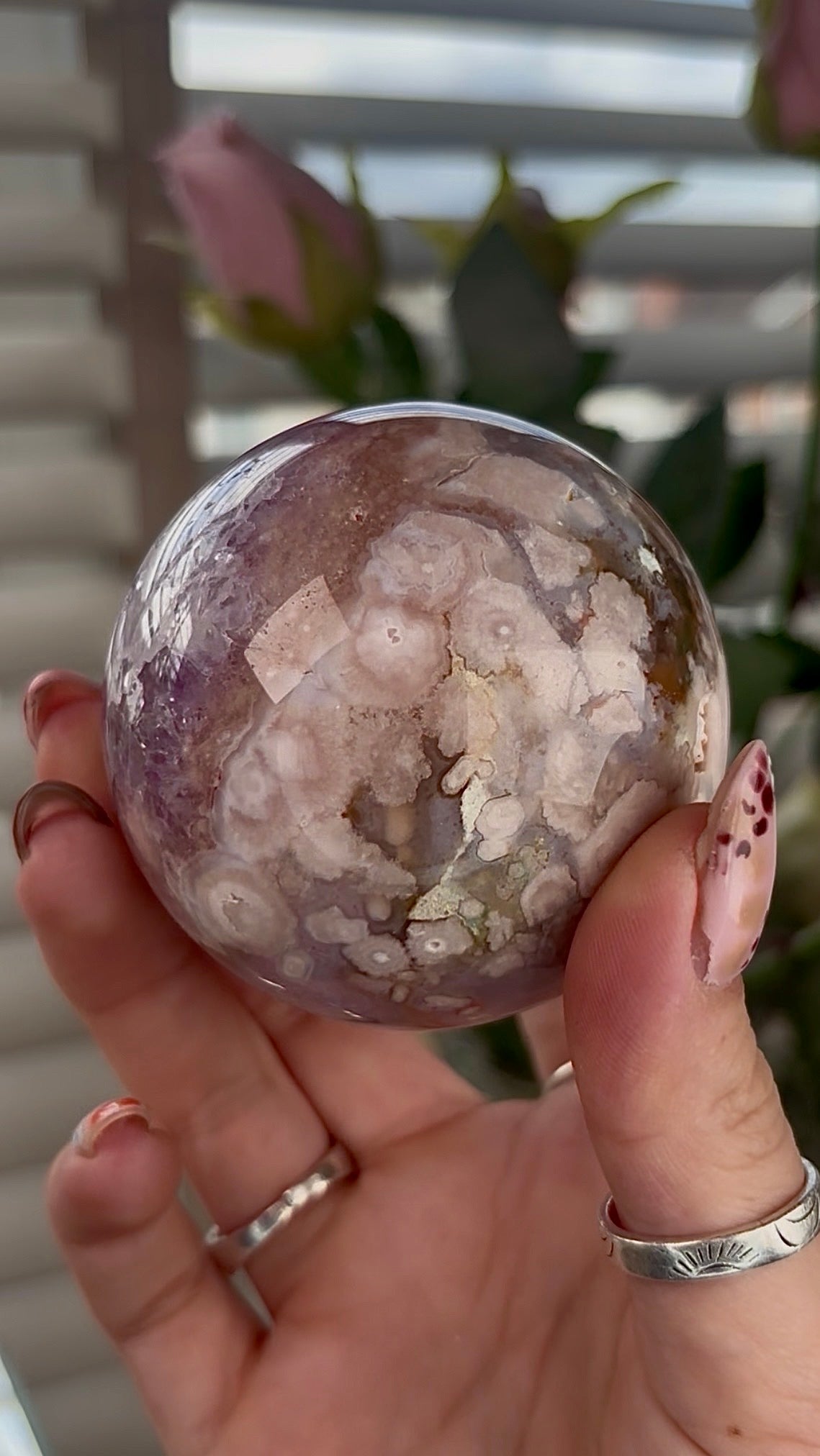 High grade, amethyst Flower agate sphere with high clarity quartz