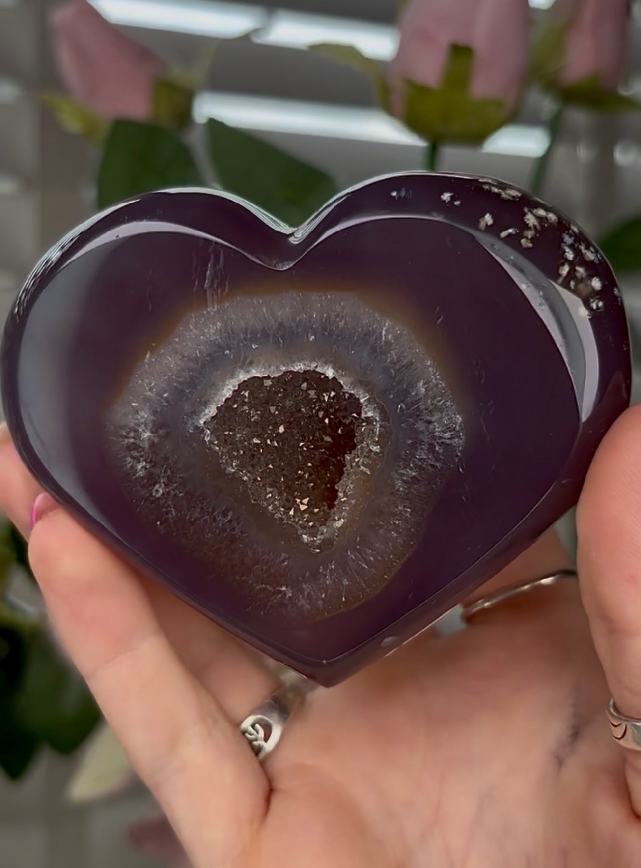 Beautiful, high grade, agate heart with druzy - comes with stand