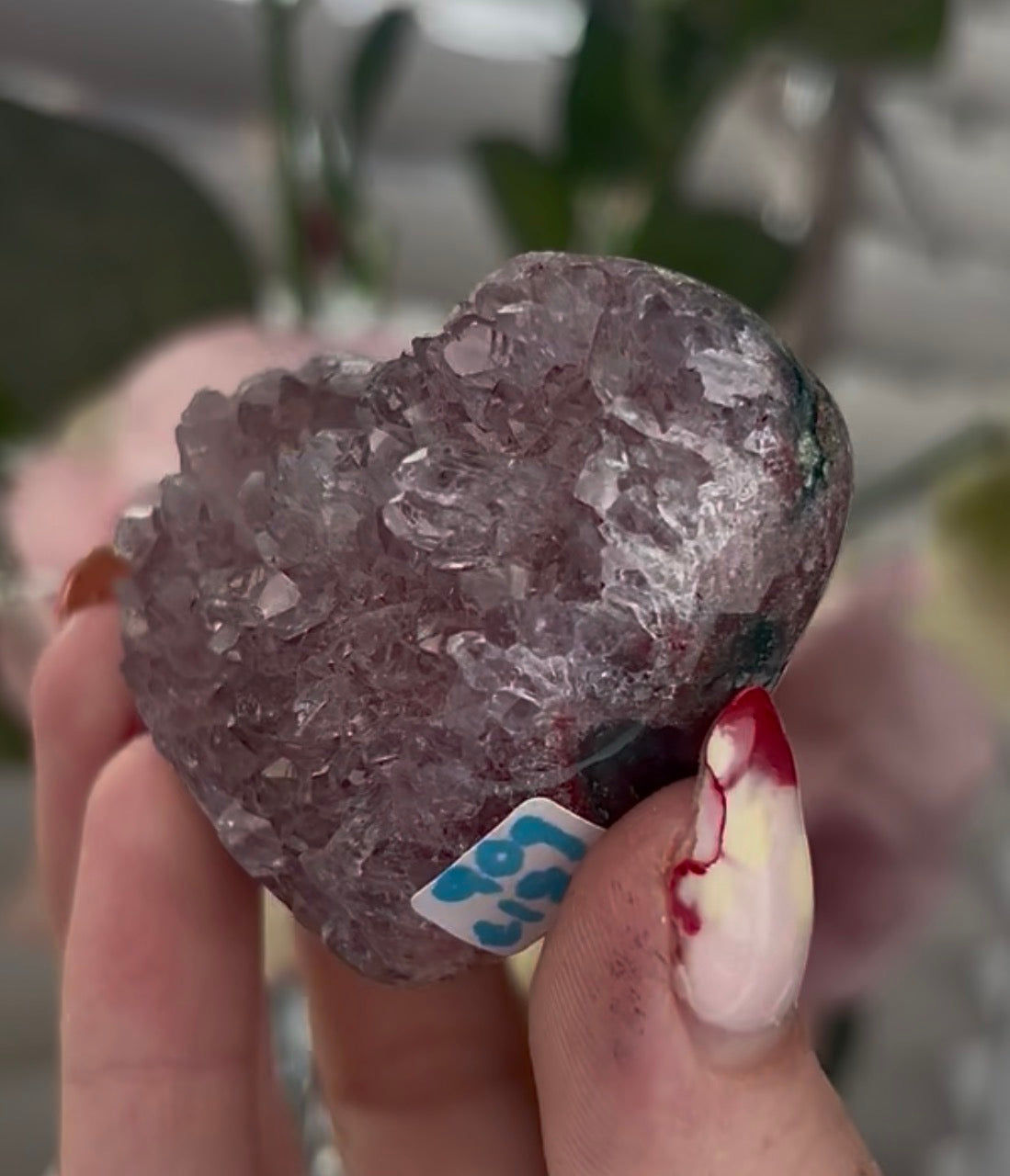 Hq Mini pink amethyst heart - comes with stand