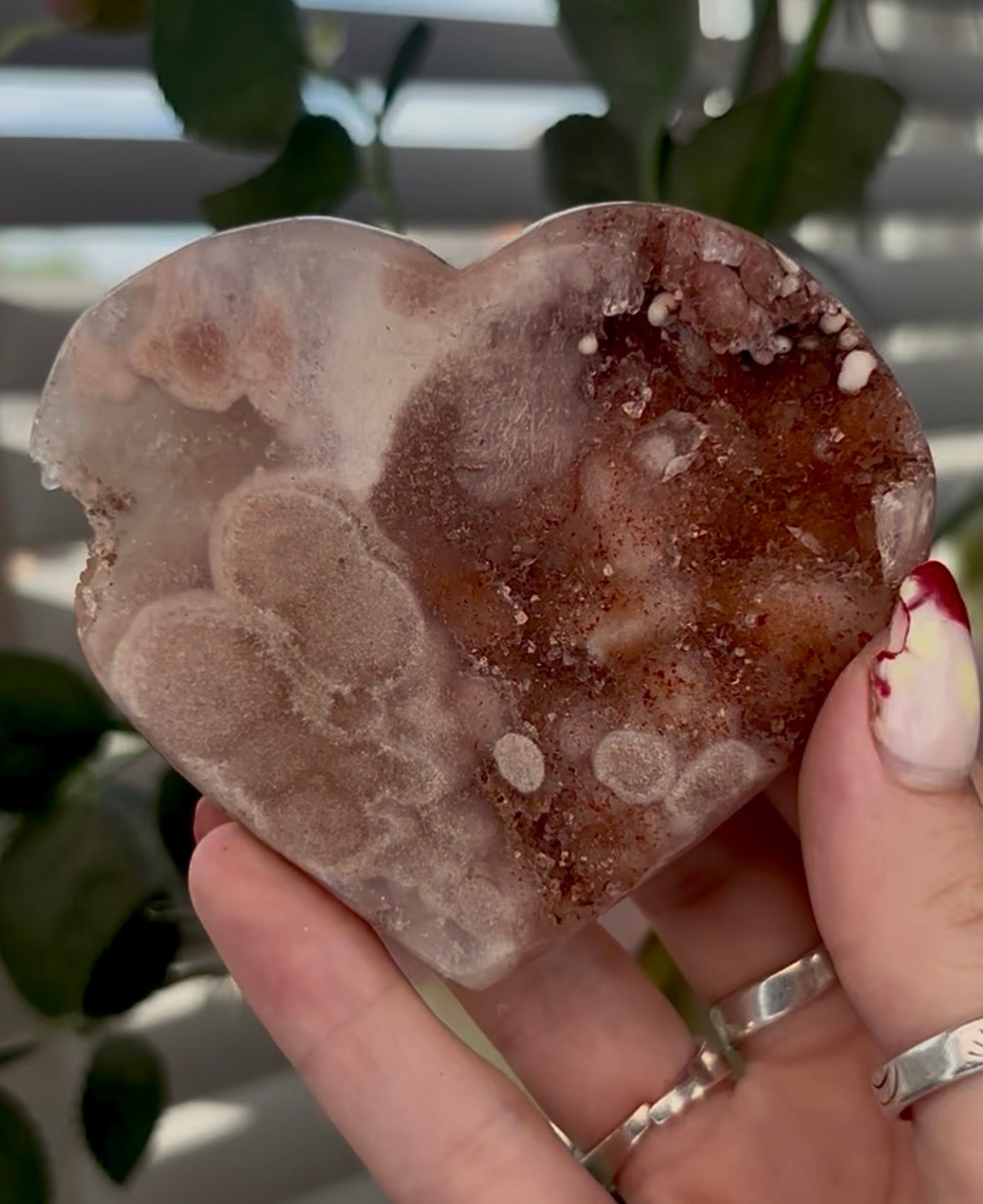 pink amethyst heart - comes with stand (8.5cm)