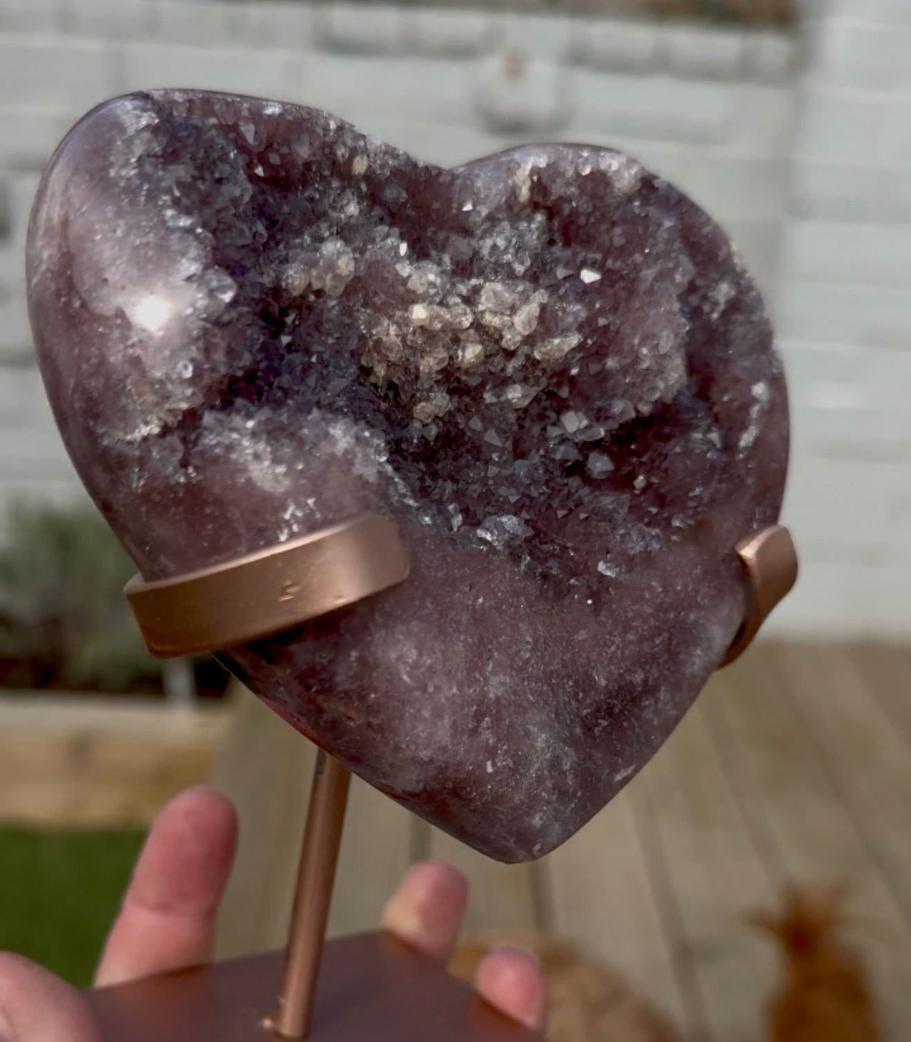 Hq pink amethyst heart  in a deep purple tone - comes with stand