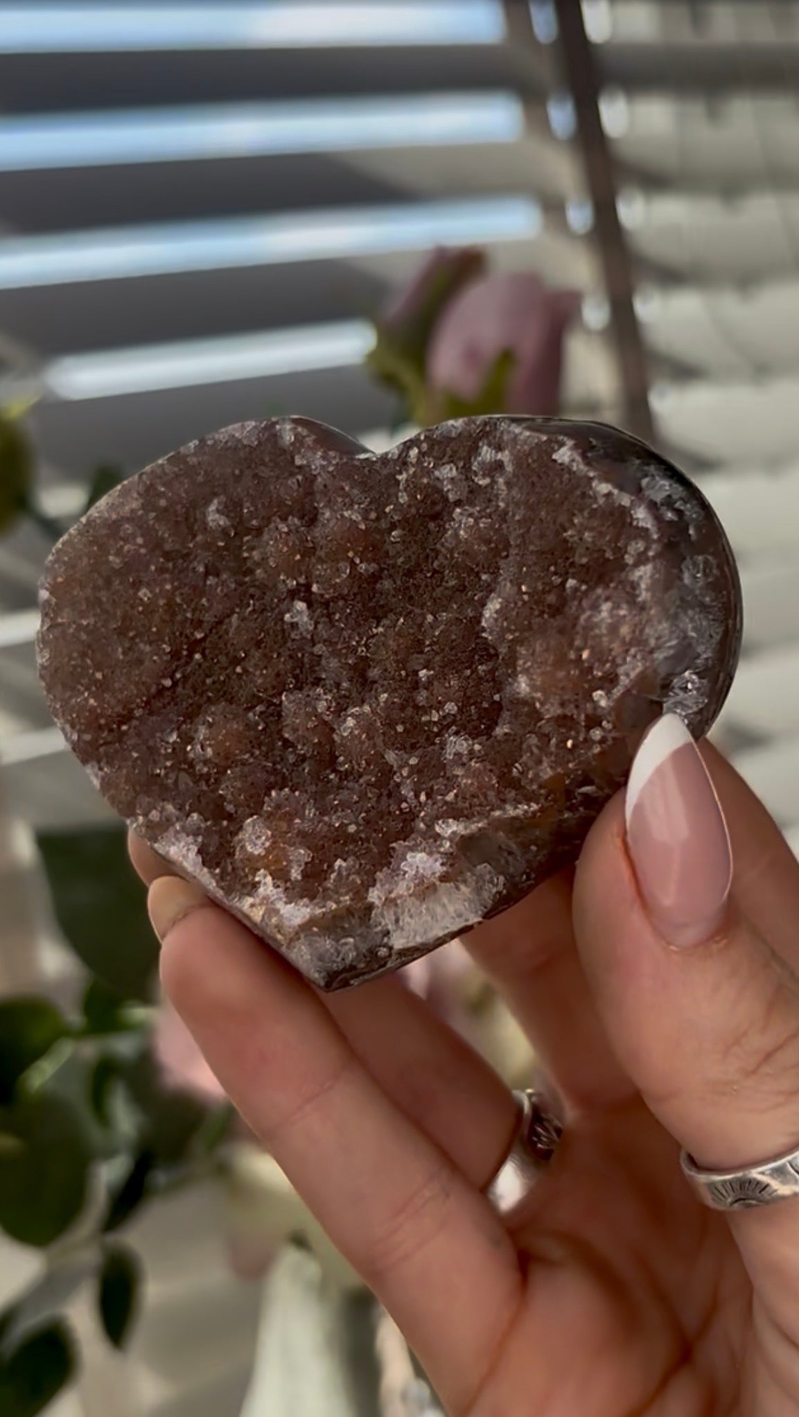 Uruguay amethyst heart - comes with stand