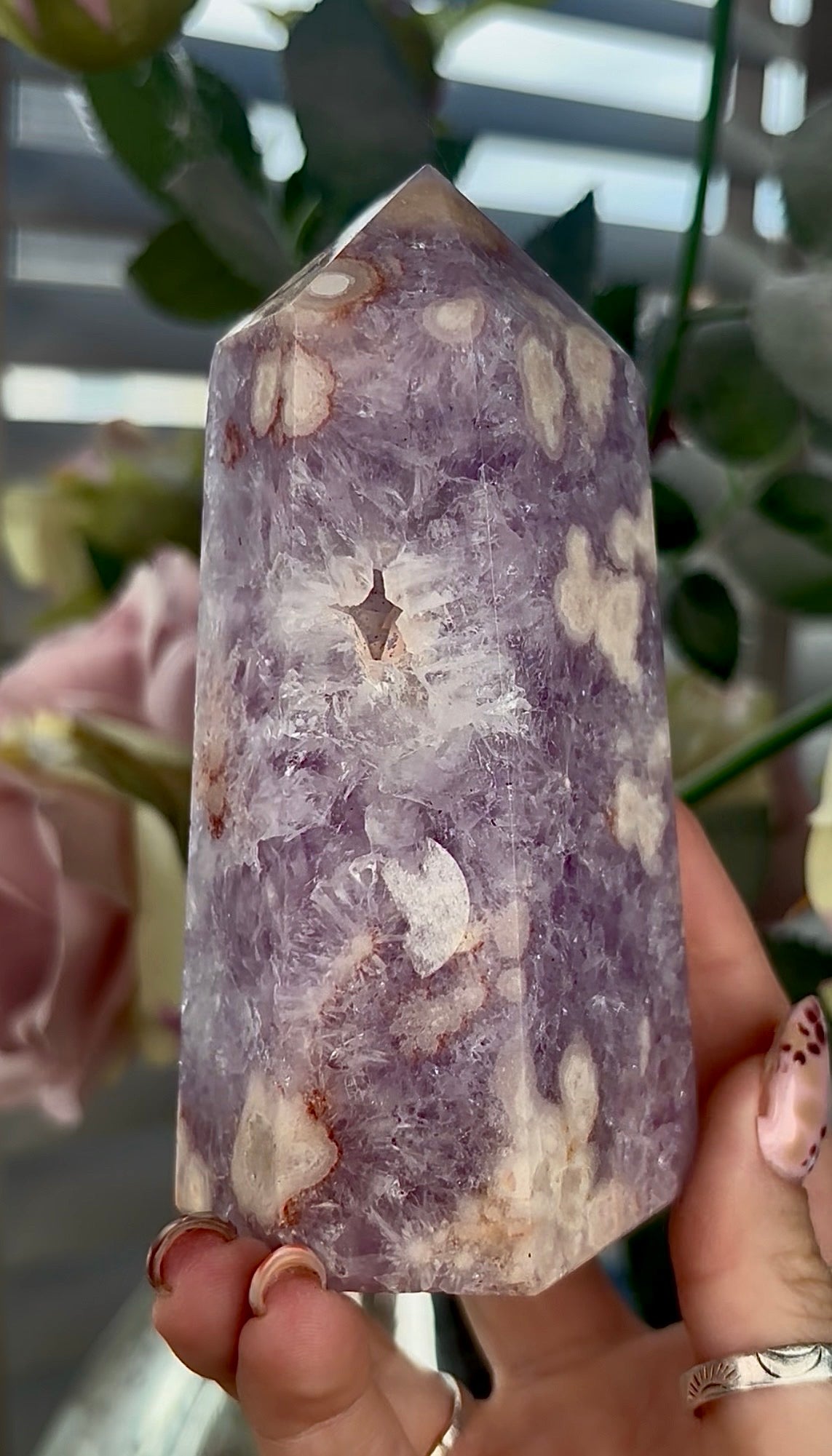 High grade, Amethyst Flower agate tower 13cm by 6cm