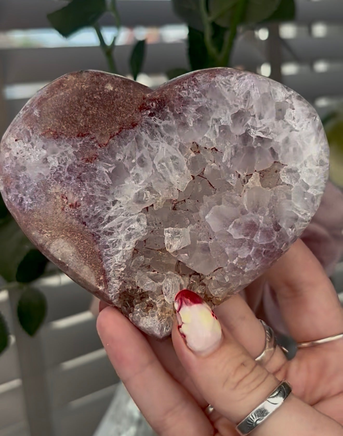 Beautiful pink amethyst heart with quartz - comes with stand (10.8cm)