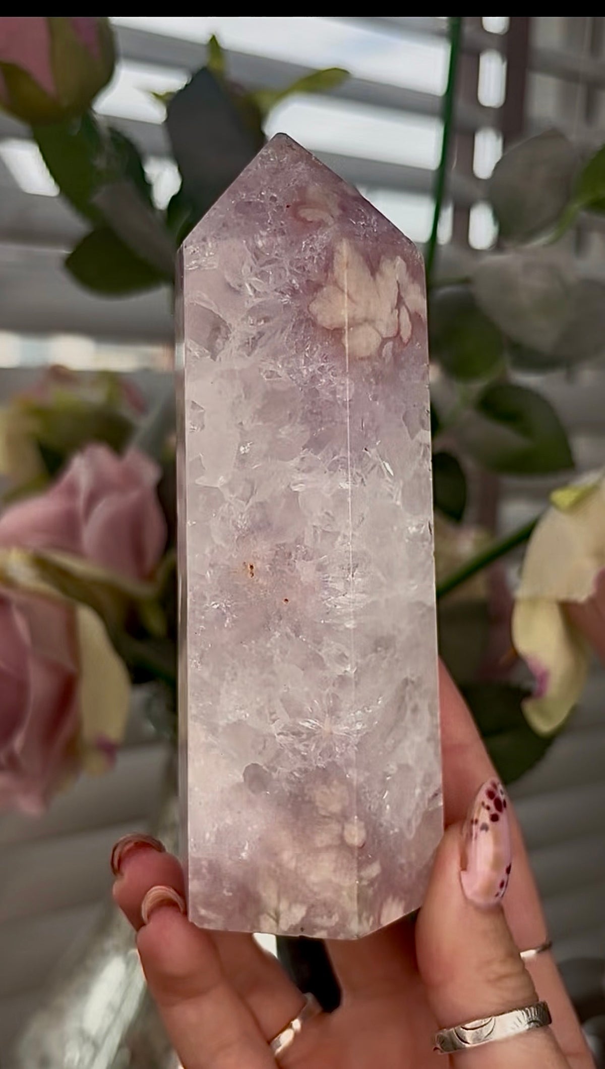 High grade, pink Flower agate tower with high clarity quartz