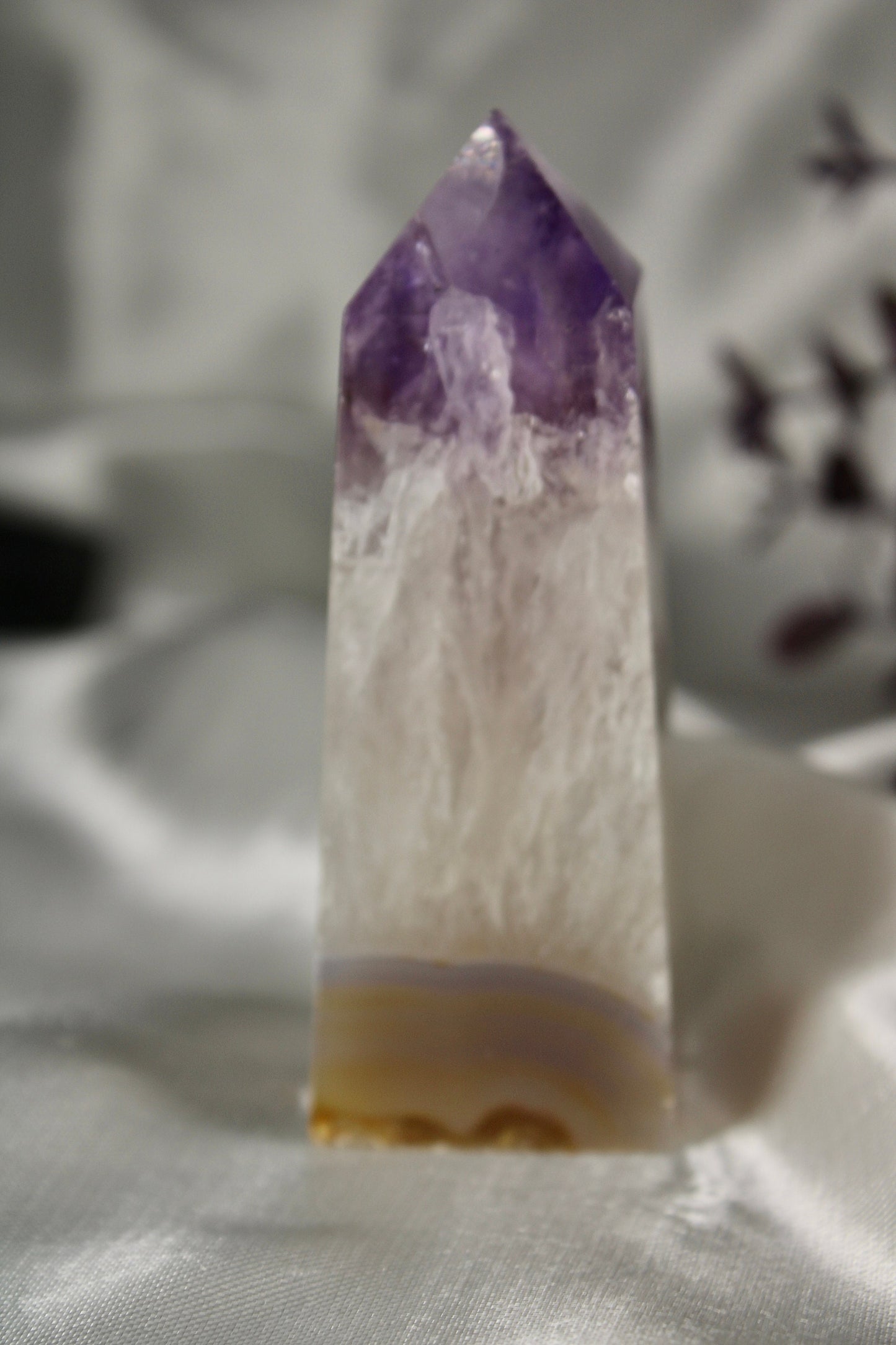 Amethyst x banded agate tower 9cm 147g