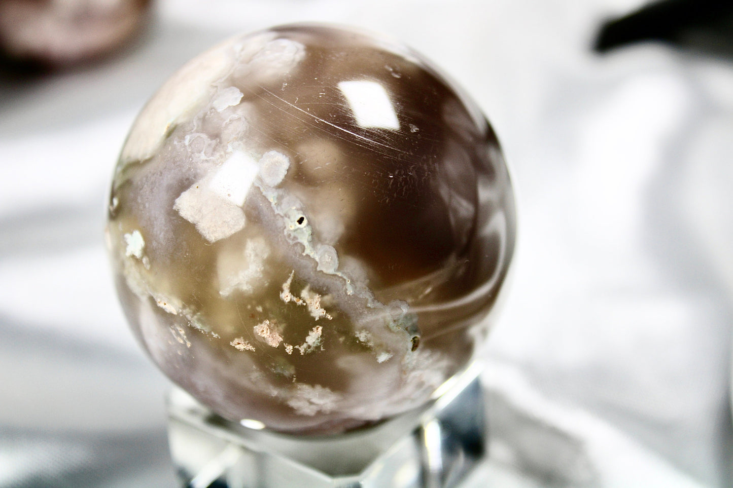 Flower agate sphere 215g 5cm