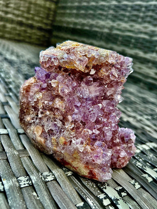 Super sparkly, bright, amethyst x flower agate freeform, flame 633g 10cm(h) 12cm (w)