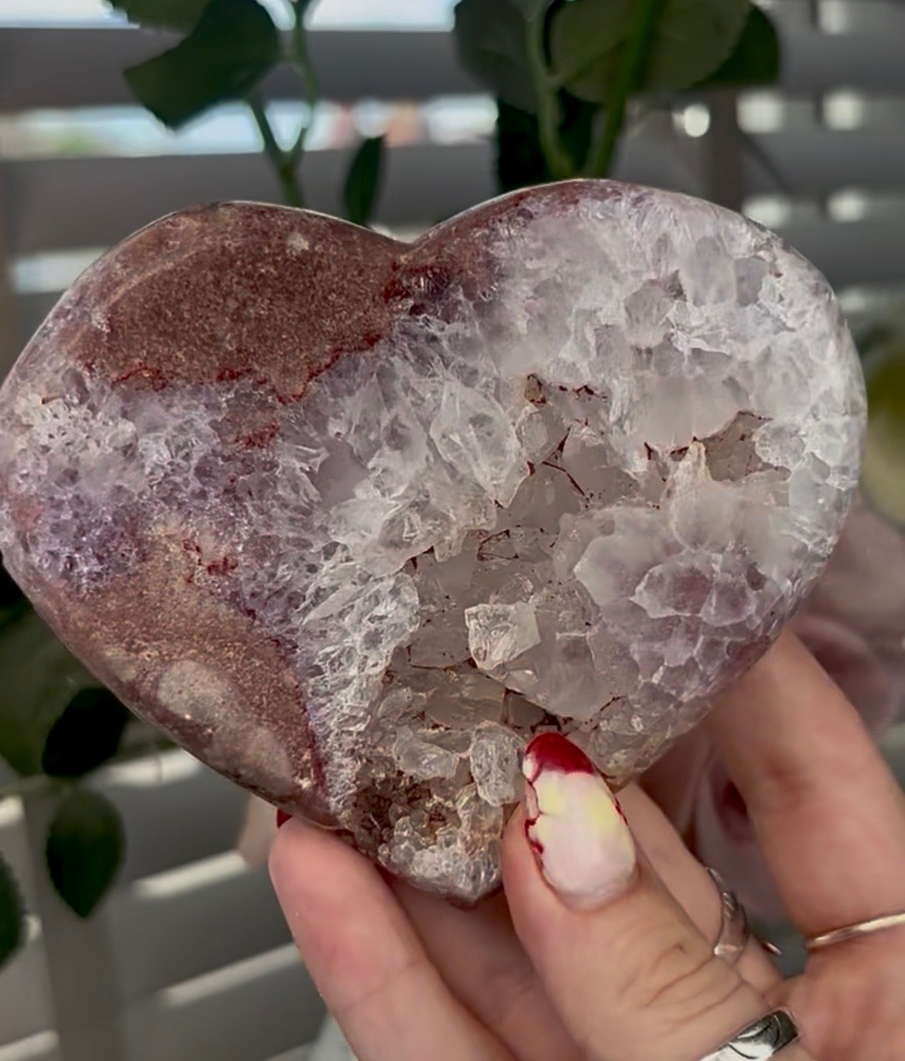 Beautiful pink amethyst heart with quartz - comes with stand (10.8cm)