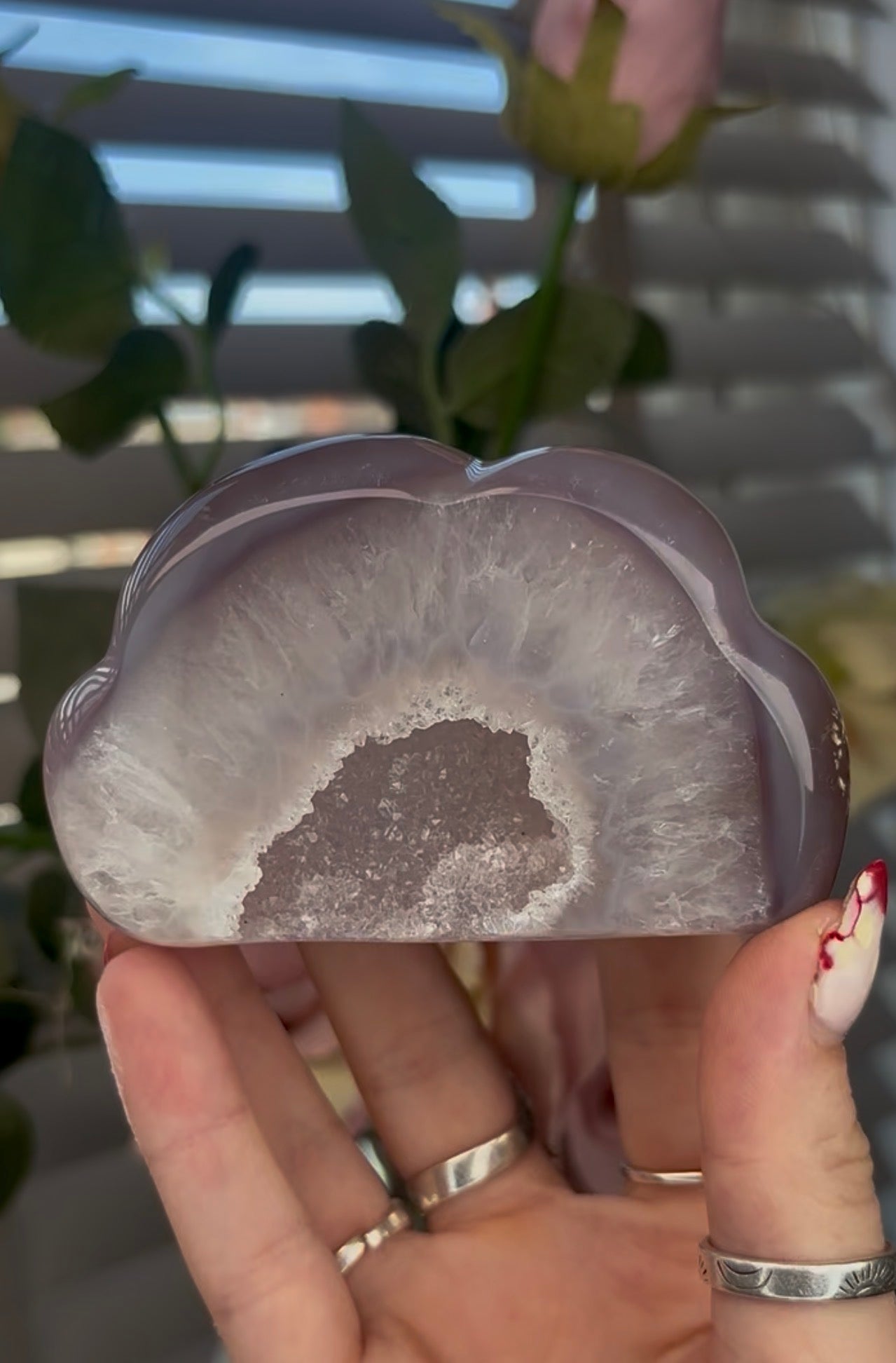 Beautiful, agate cloud with druzy