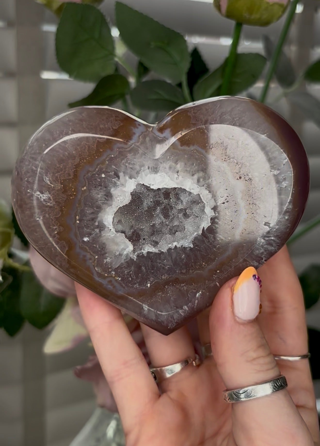 Beautiful, high grade, agate heart with druzy - comes with stand