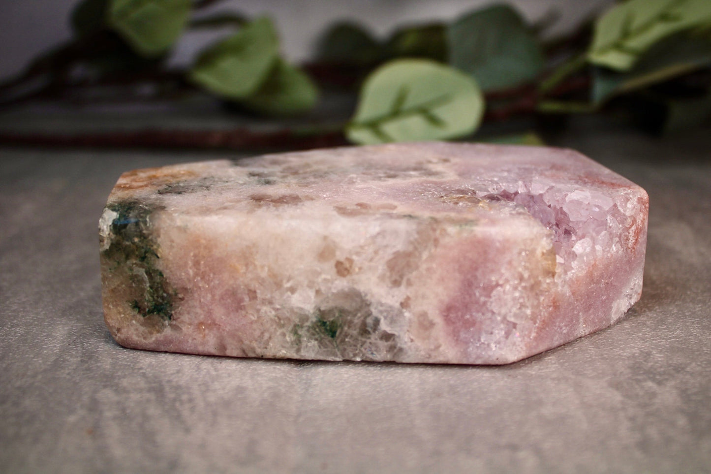 High grade, chunky, pink amethyst, coffin carving, with jasper & quartz 575g 12.5cm(L) 8cm(W)
