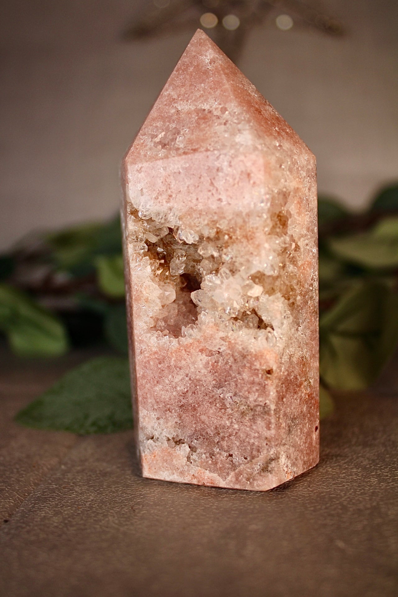 Druzy pink amethyst tower 375g 11cm