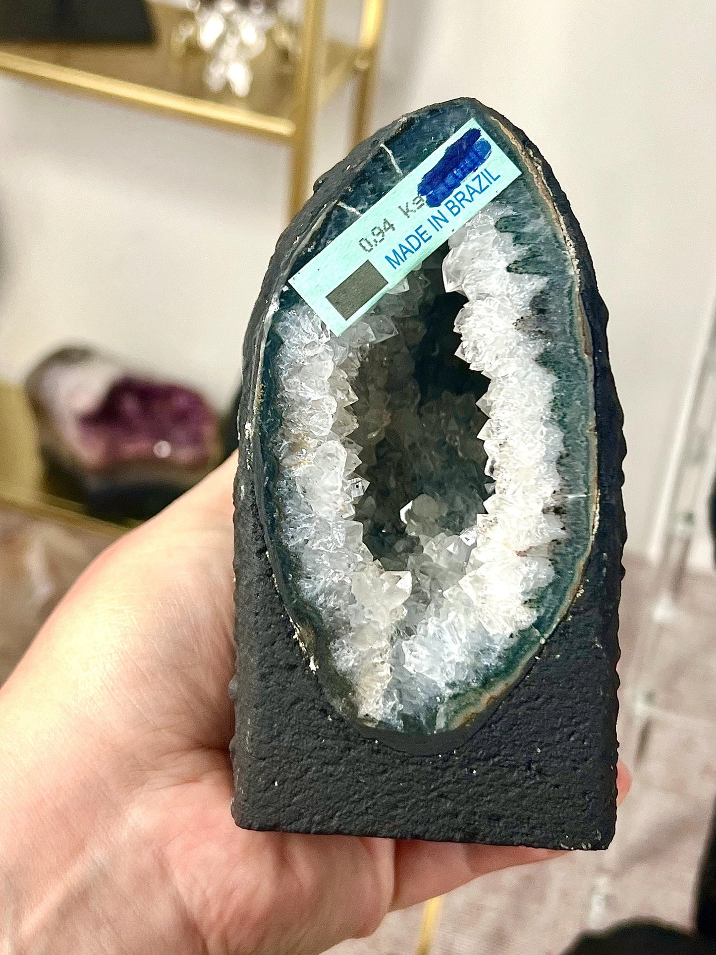 Beautiful, small, amethyst, agate cathedral with green banding 940g