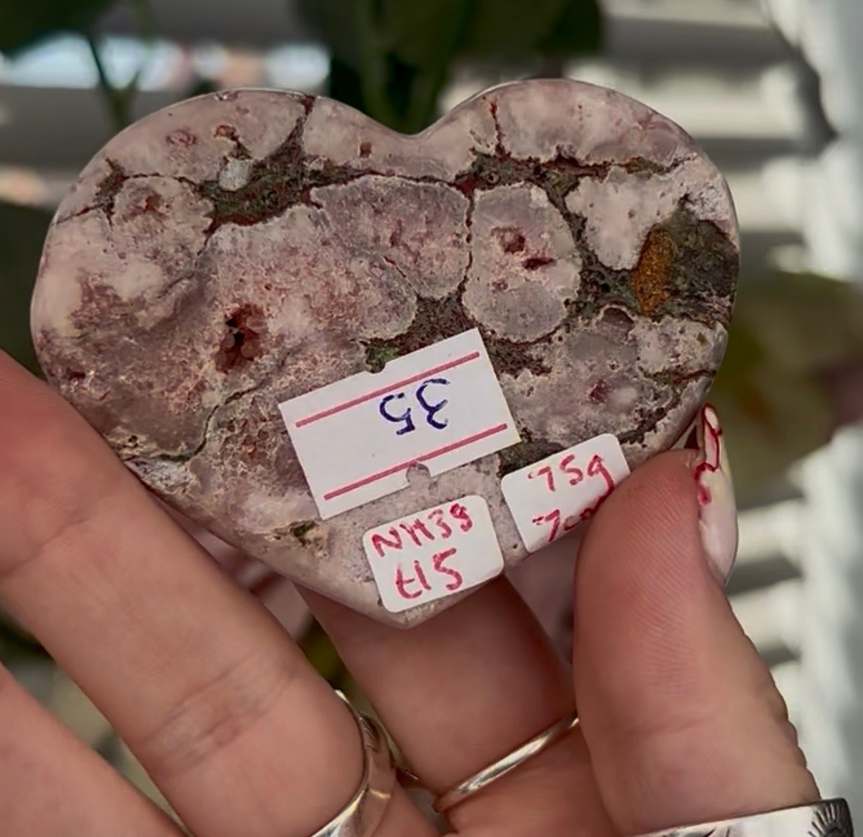 pink amethyst heart - comes with stand 7cm