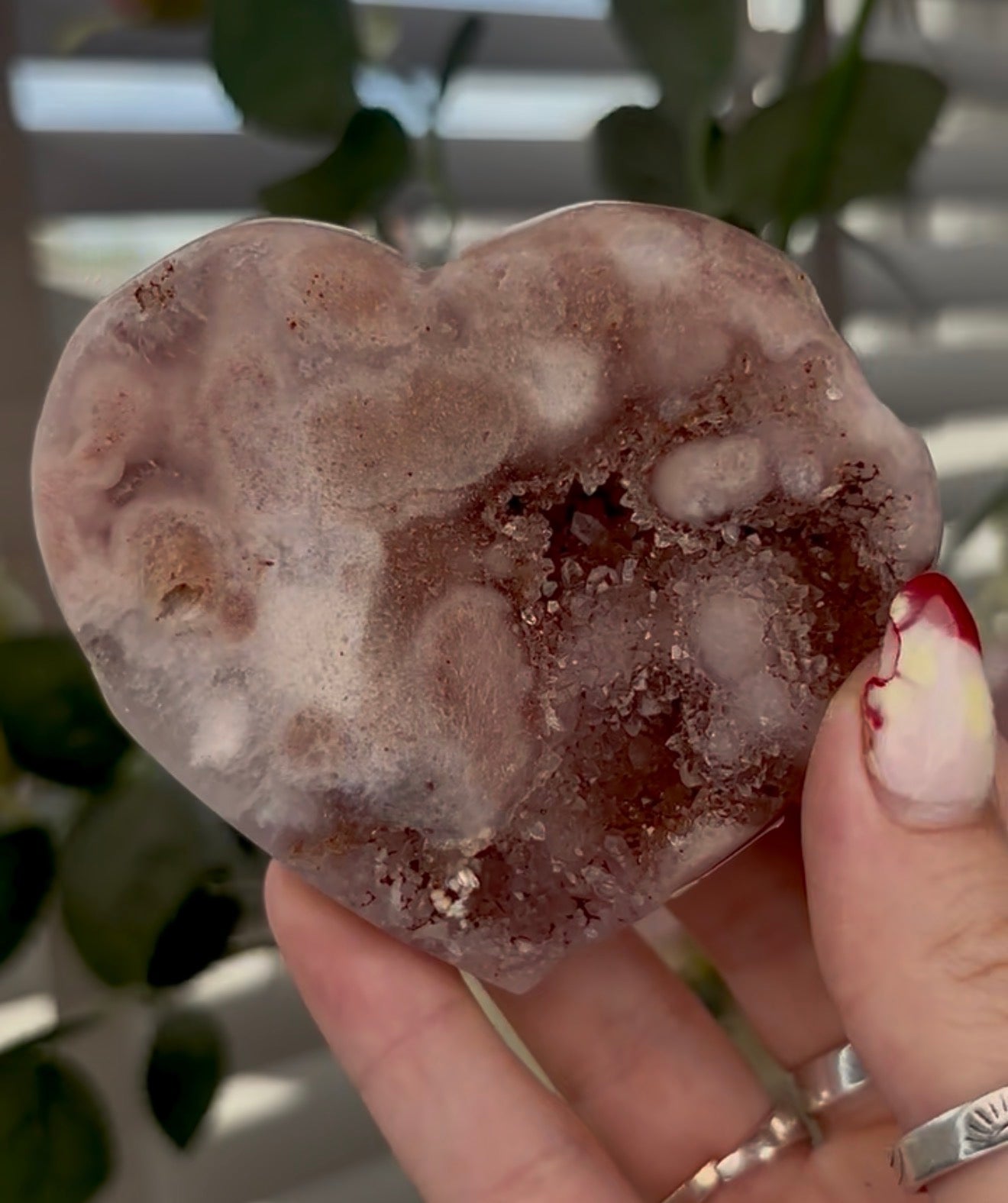pink amethyst heart - comes with stand 8.5cm