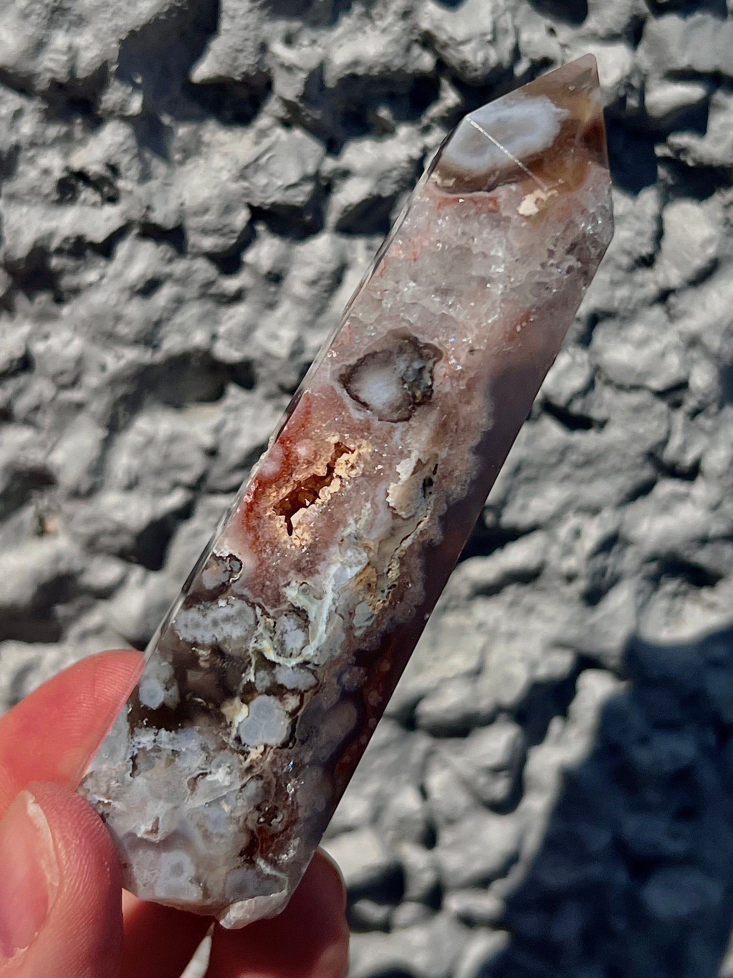 Black flower agate tower with pink amethyst