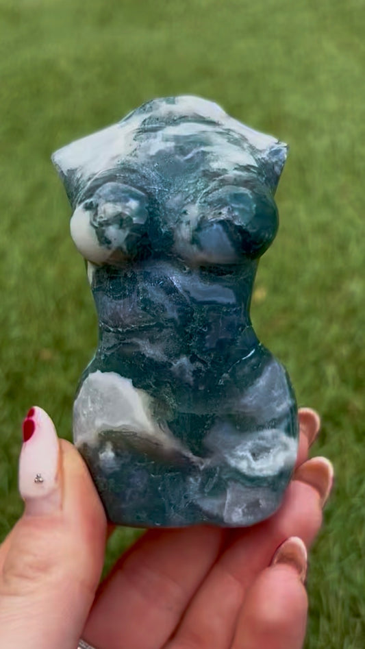 moss agate, curvy, ladies body