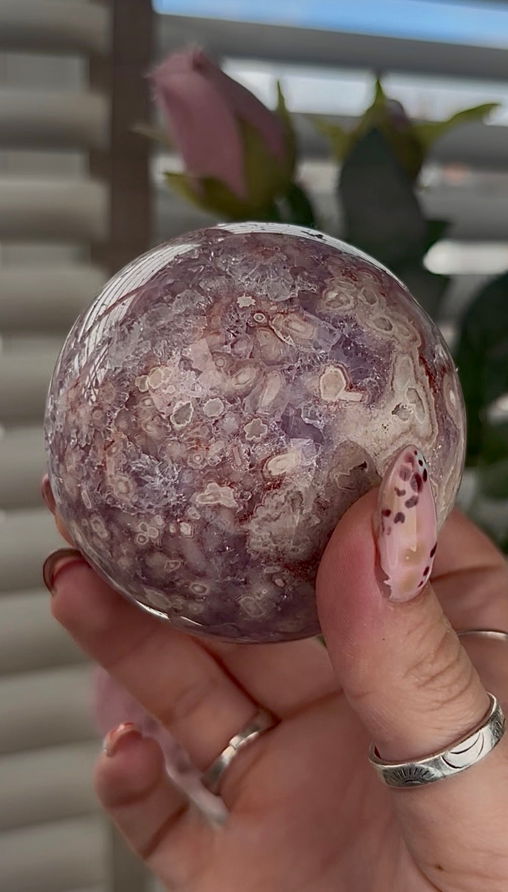 High grade, amethyst Flower agate sphere with high clarity quartz